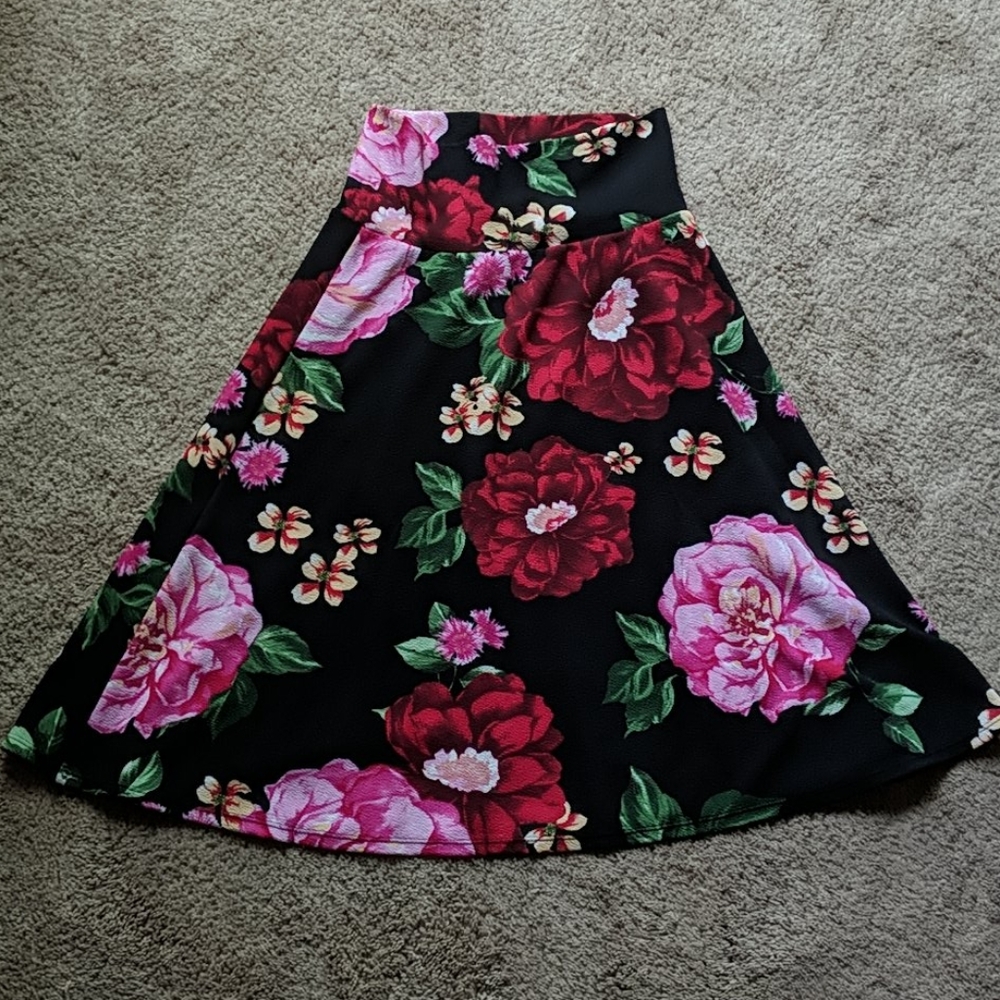Floral maxi skirt
